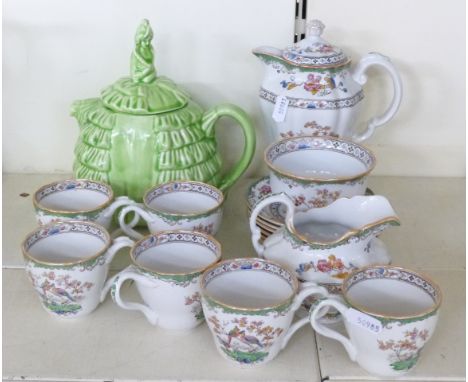 Spode Eden pattern tea set and a Sadler Daintee Laydee/ Crinoline Lady teapot 