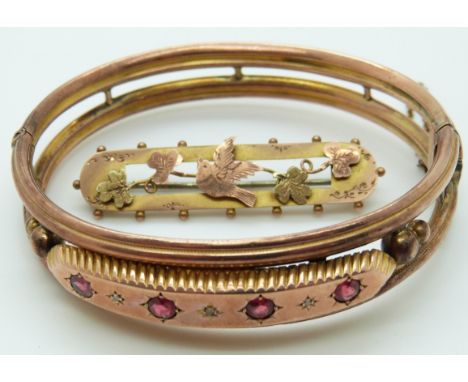 Victorian sweetheart brooch depicting a swallow (2.5g) and a Victorian bangle set with diamonds and paste 