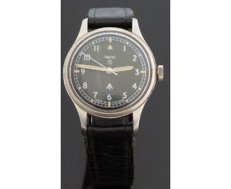 Smiths W10 gentleman's military wristwatch with luminous steel hands, white seconds hand, luminous hour markers, white Arabic