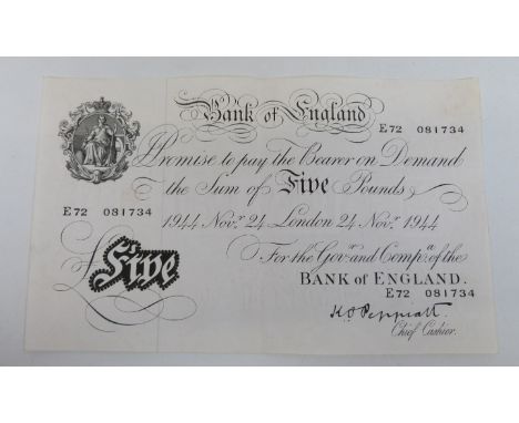 Peppiatt London 1944 white five pound note VF, light fold down centre E72 081734 