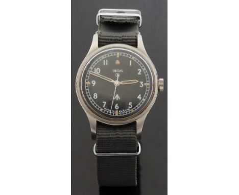 Smiths W10 gentleman's military wristwatch with luminous steel hands, white seconds hand, luminous hour markers, white Arabic