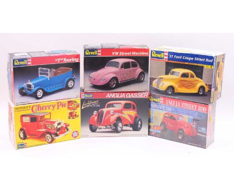 A collection of six boxed Revell 1/25 scale Street Rod and Street Machine plastic kit group to include No. 7143 VW Pink Stree