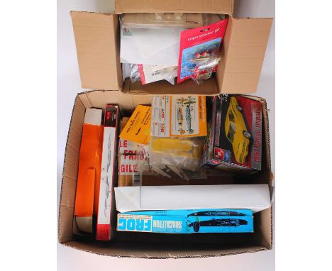 One tray containing various bagged and boxed aircraft kits to include a Frog Shackleton in 1/72 scale, a Frog Cadet Trident i