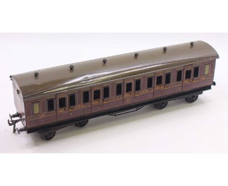 Bassett-Lowke Gauge 1 corridor coach GWR all/1st maroon, No.132. Four door handles missing, both couplings &amp; all buffers 