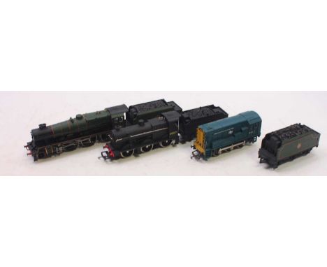 Three 00 gauge unboxed locos to include a Bachmann Jubilee in BR lined green, late crest, running No. 45596, "Bahamas" with c
