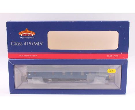 Bachmann 00 gauge Class 419 MLV, motor luggage van, in BR blue, produced exclusively for Invicta Model Rail LTD, housed in th