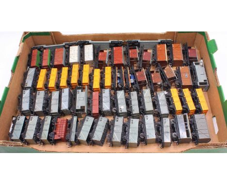 One tray containing approx 50 Hornby Dublo wagons, to include 10 united glass wagons, all small lettering, nine mineral wagon