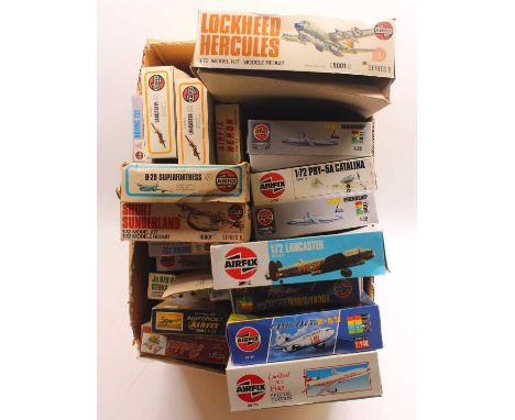 One box containing 19 Airfix aircraft kits to include two 1/72 scale Lancasters, a 1/72 scale PBY Catalina, a 1/72 scale Ju-8