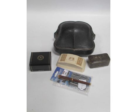 A Waterman fountain pen, the nib marked 18K 750, along with a pack of replacement ink cartridges and a box containing a small