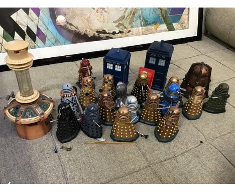 Doctor Who Interest: a collection of sixteen Daleks, two Tardis, a Tardis Engine etc. (a lot)
