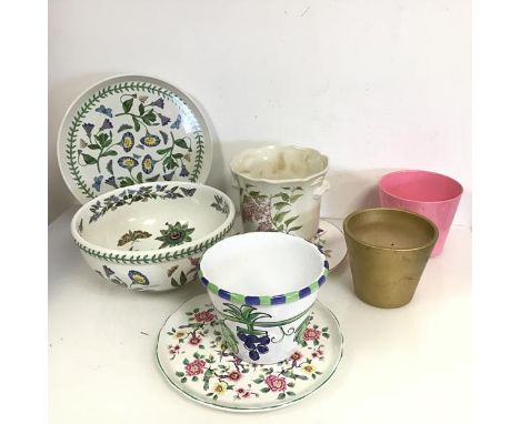 A Portmerion large bowl (13cm x 28cm), a Portmerion cake plate, a Royal Worcester Evesham pattern cake plate and a James Kent