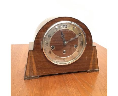 A 1930s Art Deco mantel clock with arabic numerals and stamped Foreign to dial and movement (22cm x 29cm x 12cm)