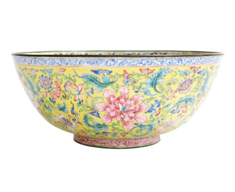 A fine 18thC Qianlong period Chinese polychrome enamel bowl, decorated in delicate famille rose colours  with bats, peaches a