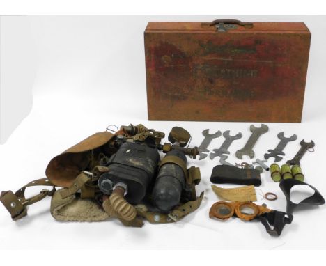 A WWII breathing apparatus, by Salvus, in a metal trunk, 59cm wide.