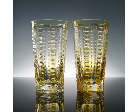 A radiant expression of contemporary elegance, this pair of Lulu highball glasses by William Yeoward blends bold color with m