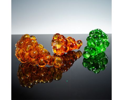 A vibrant trio of hand-blown glass grape cluster sculptures attributed to ICET Arte Murano, crafted in Venezuela. This set in