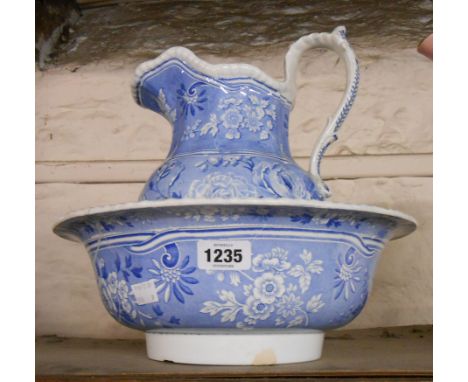 An early 19th Century Spode blue and white pottery toilet jug and bowl decorated with transfer printed floral designs - bowl 