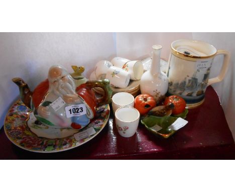 A small selection of ceramic items including Royal Doulton Canton bud vases, Royal Staffordshire egg cups and plates, etc.