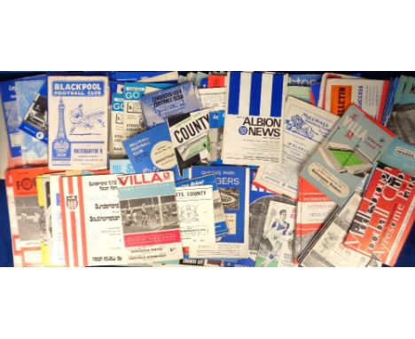 Football programmes, a collection of approx. 500 programmes, mostly 1960's, many different clubs inc. Aston Villa, Stoke, Lei
