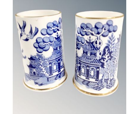 A pair of Copeland Spode willow pattern china vase, height 9 cm