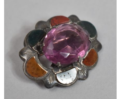 A Late 19th/Early 20th Century Scottish Brooch with Amethyst Stone and Agate Surround 