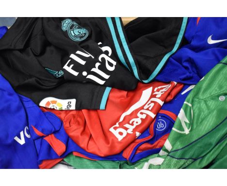 A Box Containing Large Quantity of Football Shirts and Shorts to Include Arsenal, Manchester United, West Ham etc 