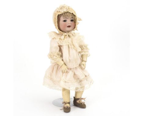 CharakterbabyKämmer &amp; Reinhardt. Gemarkt "K &amp; R Simon &amp; Halbig 126 Germany 50". Ab 1914.             Biskuitporze
