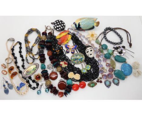Vintage beads, statement necklaces, earrings, brooches etc Condition Report: Not available for this lot