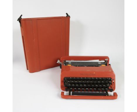 Red Valentine Typewriter by Ettore Sottsass for Olivetti Synthesis, 1970s Rode typmachine Valentine door Ettore Sottsass voor