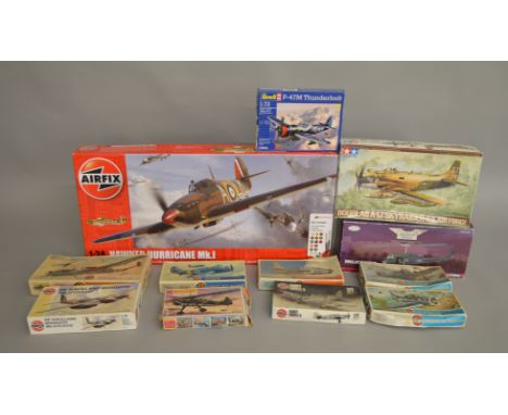 11 boxed plastic model aircraft kits in 1:72 and other scales by Airifix, Matchbox, Revell and Tamiya, including an Airfix Ha