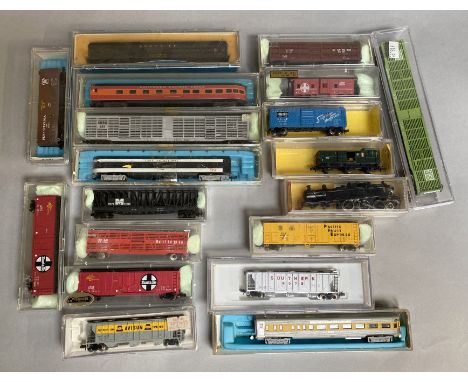 N Gauge US Rolling Stock by Mixed makers inc. AHM, Model Power, Life-Like Etc (18) Some scuffing and 1 box missing lid otherw