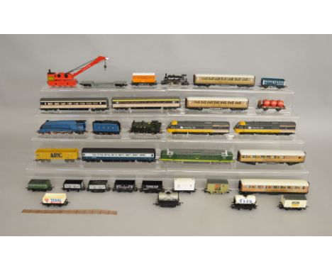 OO Gauge. 5 unboxed Hornby and Lima&nbsp; Locomotives including Inter City 125 Power Car, Dummy and Coach, a Diesel 'D9003 Me