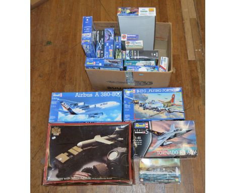 17 boxed plastic model kits, by Revell, Airfix and others in various different scales, predominantly aviation related, althou