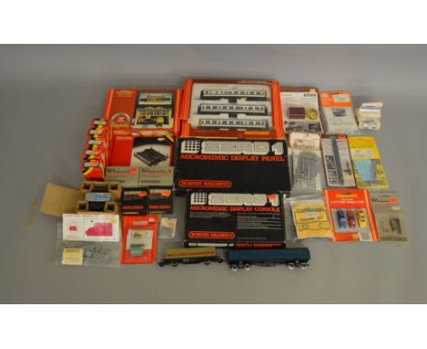 OO Gauge. A boxed Hornby R.698 BR 3 car DMU Pack&nbsp; together with other railway related accessories, mostly boxed, bagged 