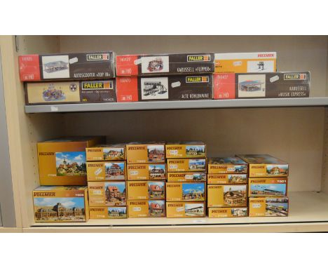 N Gauge.EX SHOP STOCK. 22 boxed Vollmer railway related model kits, all appear VG/E and sealed. (22)