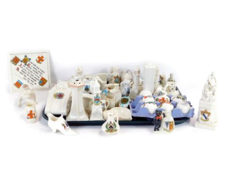 Goss and crested china, including a memorial erected in the memory of the men of Hull who fell in the late South African war,