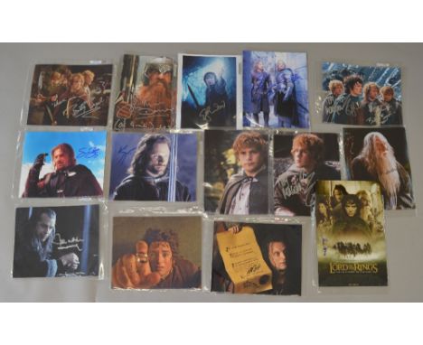 Autographs: 18 Lord of The Rings signed movie stills. Billy Boyd; Sean Bean; John Rhys Davies; Viggo Mortenson; 2 x Elijiah W