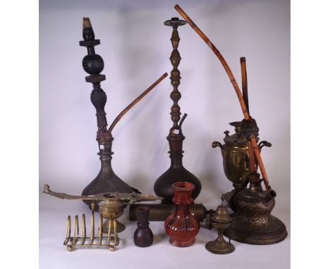 EASTERN COLLECTABLES INCLUDING; HOOKAH PIPES, OIL LAMP, SAMOVAR AND SUNDRY (QTY)Provenance: The estate of Paul Manousso (1930