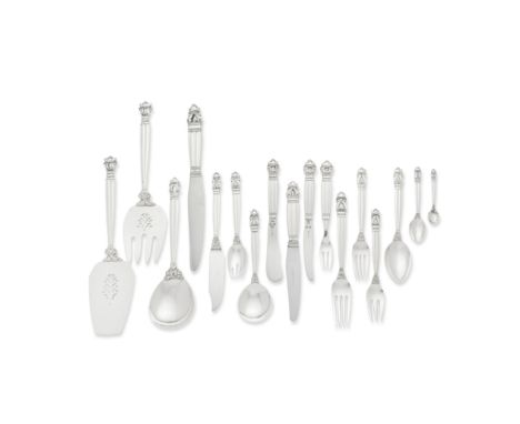 GEORG JENSEN: an extensive Danish silver Acorn (Konge) pattern table service of flatware and cutlery, in a canteen box1915 - 