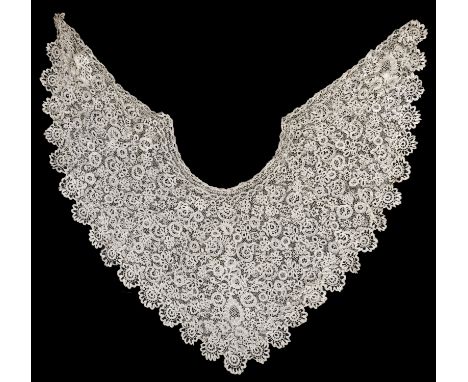 * Lace. A substantial collection of British and Continental lace, 18th-early 20th century, a large and varied collection of l