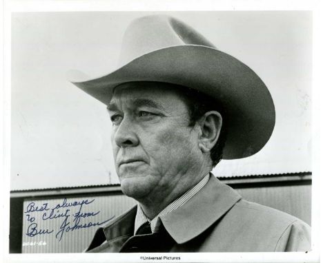 ACADEMY AWARD WINNERS: Selection of signed 8 x 10 photographs by various Best Supporting Actor Oscar winners of the 1970s onw