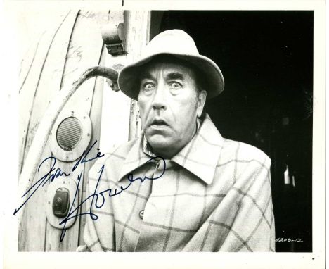 SGT. PEPPER´S LONELY HEARTS CLUB BAND: Frankie Howerd (1917-1992) English actor and comedian. A good signed 10 x 8 photograph