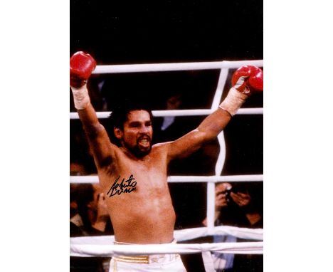 DURAN ROBERTO: (1951- ) Panamanian boxer, World Lightweight champion 1978-79, WBA Super Welterweight champion 1983-84 &amp; W