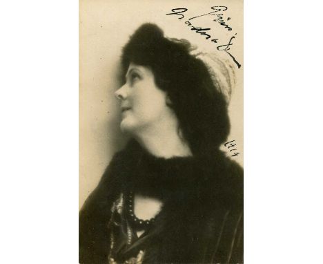 DUNCAN ISADORA: (1877-1927) American-born dancer and choreographer, a pioneer of modern contemporary dance. A fine vintage si