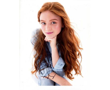 SINK SADIE: (2002- ) American actress, noted for her performances in Stranger Things and The Whale. Signed colour 8 x 10 phot