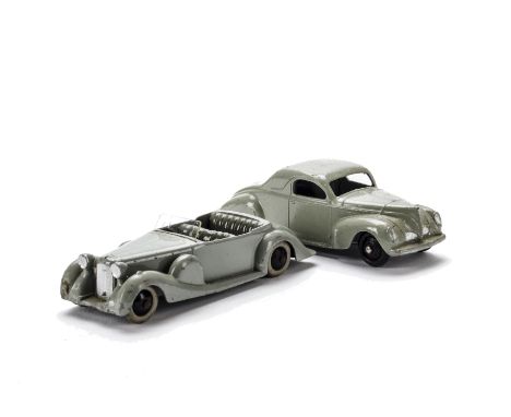 Early Post-War Dinky Toys 38c Lagonda Sports Tourer, light grey body, mid-grey seats, black smooth hubs, solid steering wheel