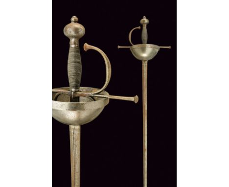 A cup hilted sword, dating: 19th Century, provenance: Europe, dating: 19th Century, provenance: Europe, Straight blade of loz