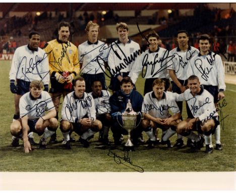 ENGLAND FOOTBALL: Signed colour 10 x 8 photograph by all thirteen members of the England national squad individually, being t