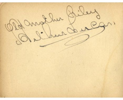 AUTOGRAPH ALBUMS: Four autograph albums containing over 100 signatures by various entertainers including Ben Lyon &amp; Bebe 