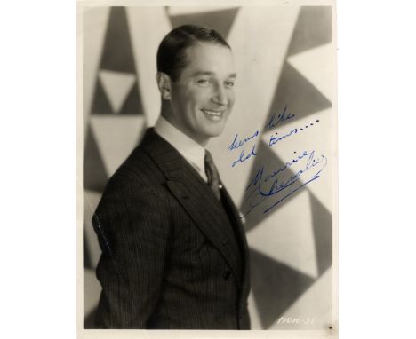 ACADEMY AWARD WINNERS: Selection of vintage signed 8 x 10 photographs, postcard photograph (1) by various Oscar winning actor